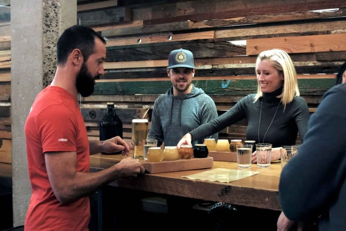Vancouver: Craft Beer Tasting and Neighborhood Culture Crawl