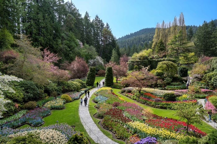 Victoria & Butchart Gardens Tour with Gulf Islands Cruise