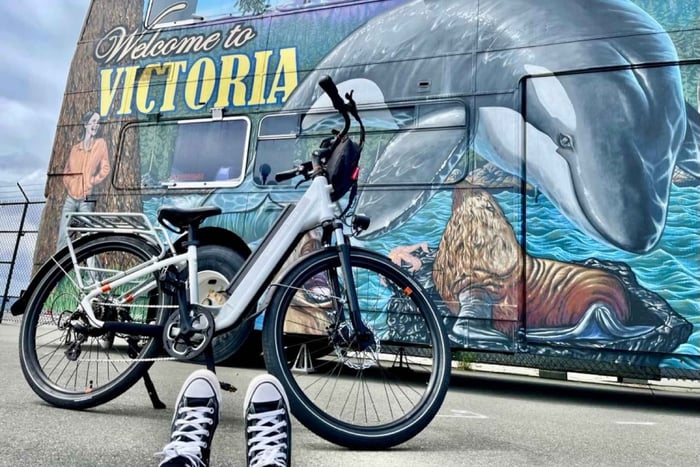 Victoria City Highlights Bike Tour - Hoods & Legends