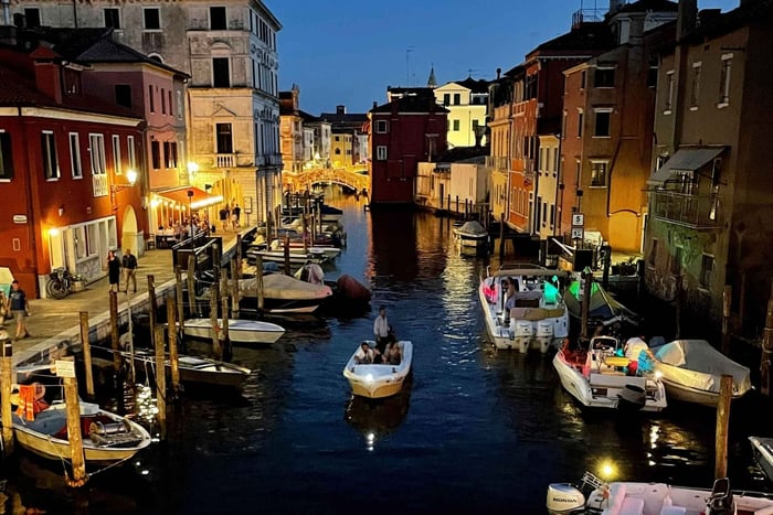Chioggia : sortie en bateau au clair de lune et croisière nocturne sur les canaux