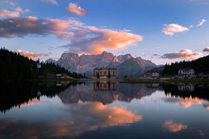 Ab Venedig: Private Dolomiten- und Prosecco-Hügel mit Wein