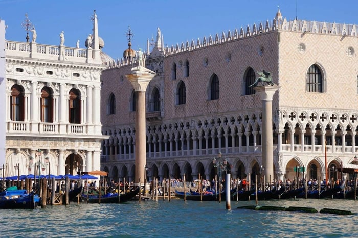 Visite de la ville de Venise en portugais