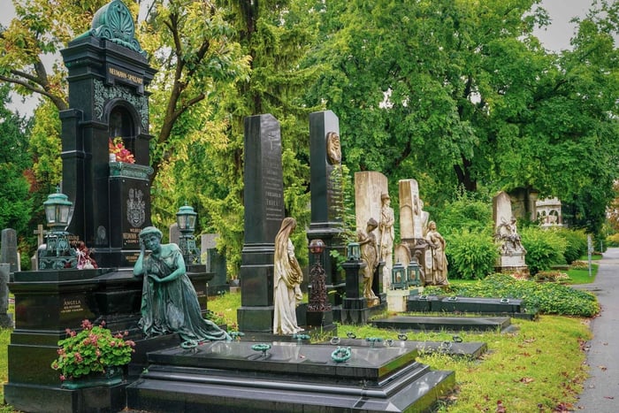 Wenen: rondleiding Algemene Begraafplaats en beroemde graven