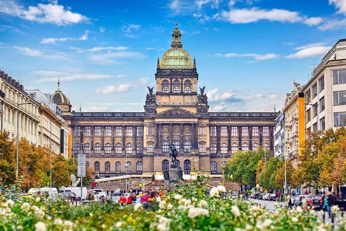 Desde Viena: Tour guiado de 1 día por la República Checa – Praga y Brno