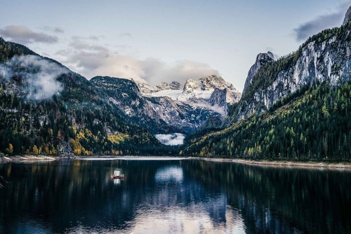 From Vienna: Day Trip to Dachstein & Hallstatt