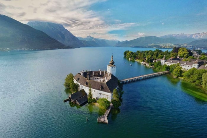 From Vienna - One Day Hallstatt Guided Day Trip