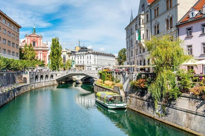 From Vienna - Private Day Tour of Ljubljana and Lake Bled