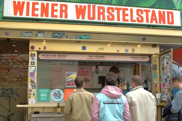 Viennese sausage stand tour with tastings