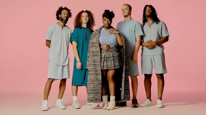 Tank and the Bangas - La Última Gira de Globos 2026