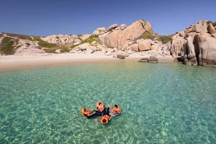 Con Dao: Exploring Bay Canh & Hon Cau Islands