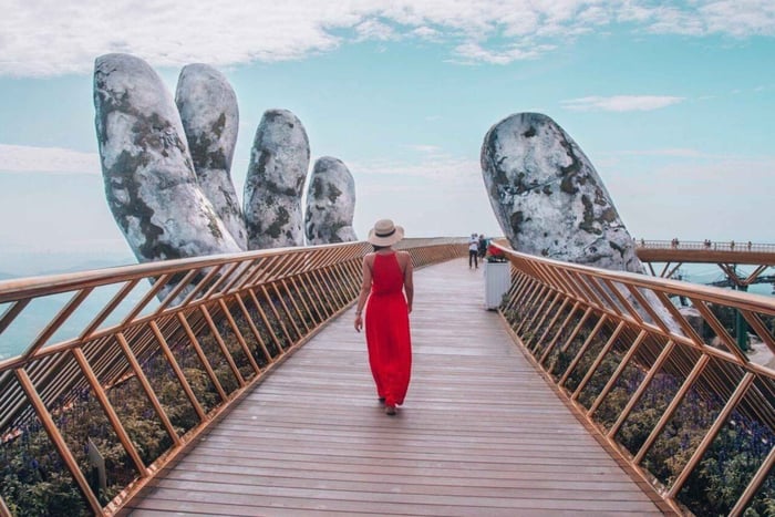 Da Nang: Transfer w obie strony do Ba Na Hills i Złotego Mostu