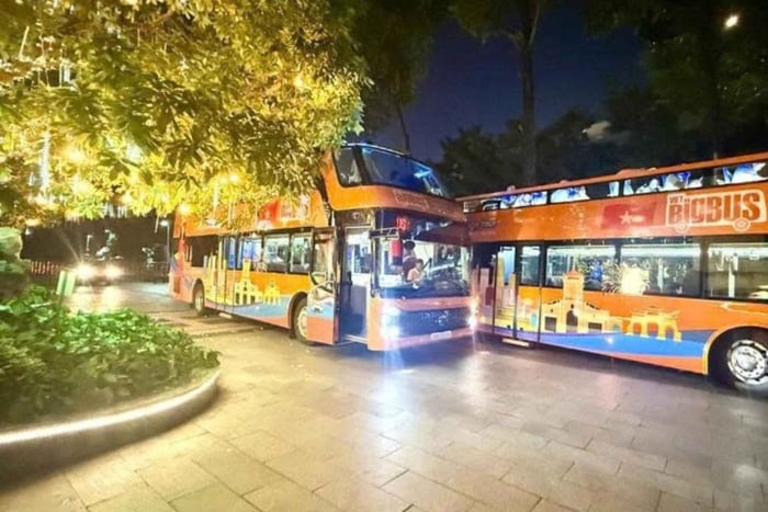 Descubre Ciudad Ho Chi Minh: pase nocturno panorámico de 360º con Viet BigBus
