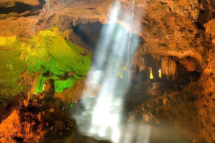 From Hanoi: 2 Day Ninh Binh Escape Galaxy Cave & Hidden Gems