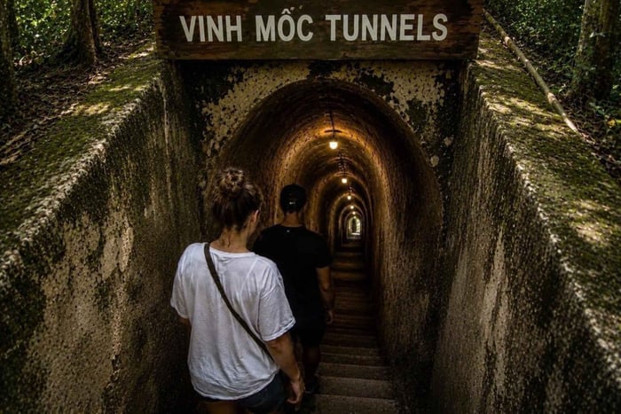 Fra Hue: Krigstur til DMZ – Vinh Moc og Khe Sanh (lille gruppe)