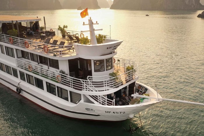 Hanoi: 2-daagse cruise naar Lan Ha Bay, Bai Tu Long, Cat Ba Island