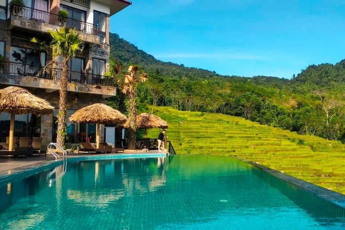 Hanoi/Ninh Binh: Mai Chau & Pu Luong 2-Day Trek & Local Life