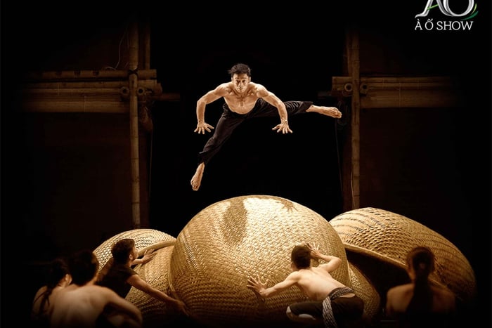 Ho Chi Minh: Et O Show Bamboo Circus i Saigon Opera House
