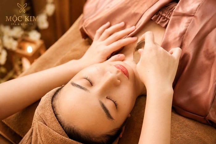 Ho-Chi-Minh-Stadt: Japanische Lymphdrainage & Lifting-Gesichtsbehandlung