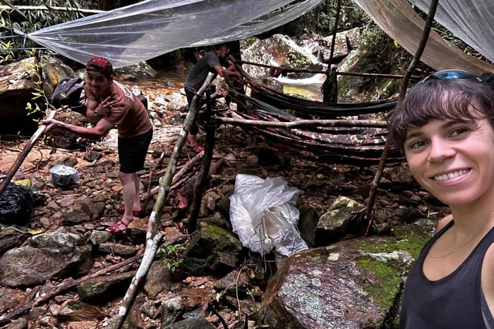 Randonnée et camp de survie dans la jungle