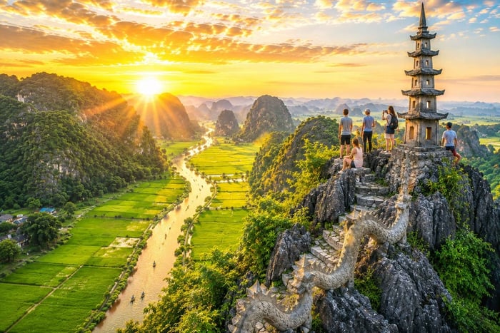 Ninh Binh Jeep: Trang An Boat, Bich Dong & Mua Cave Sunset