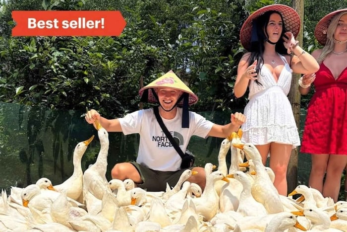 Båtkryssning i Phong Nha-grottorna, Paradisgrotta och Duck Tang Farm