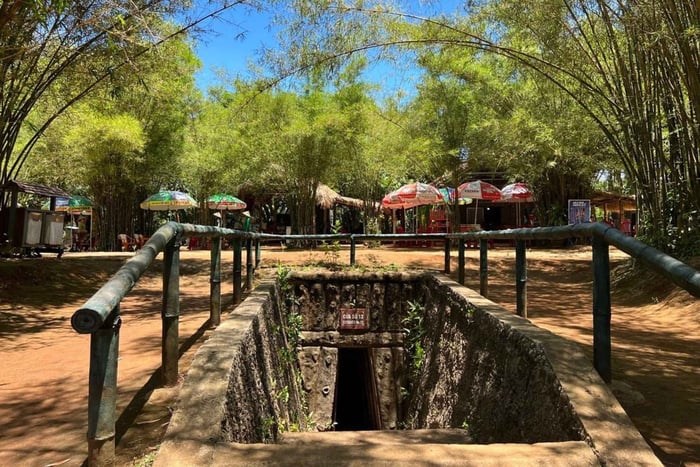 Phong Nha: do Hue lub Hoi An z tunelami Vinh Moc