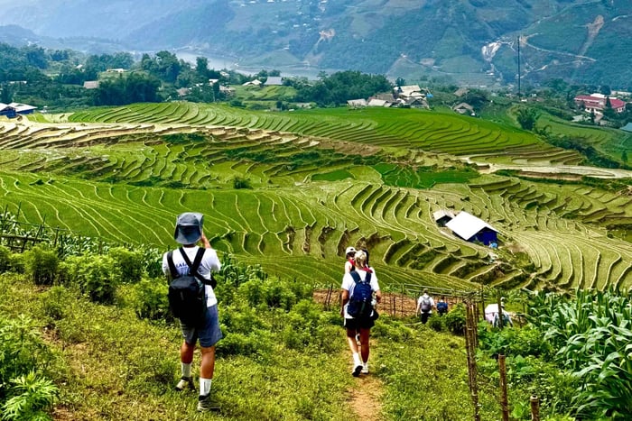 Sapa: 2D1N Trekking With Local Guide & Cozy LaLa Homestay