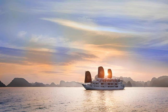 Hanoi: 3D2N Ha Long Bay, Lan Ha Bay-Hera Grand Luxury Cruise