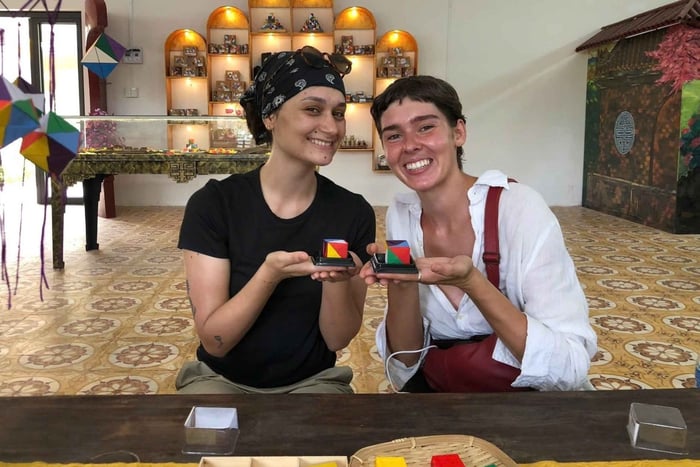 Hue: Conical Hat Village and Traddional Cake Class Tour