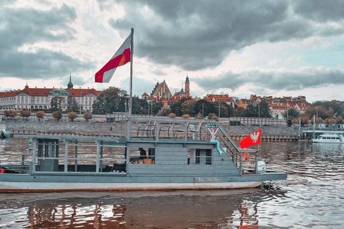 Tasting Polish dishes during the cruise