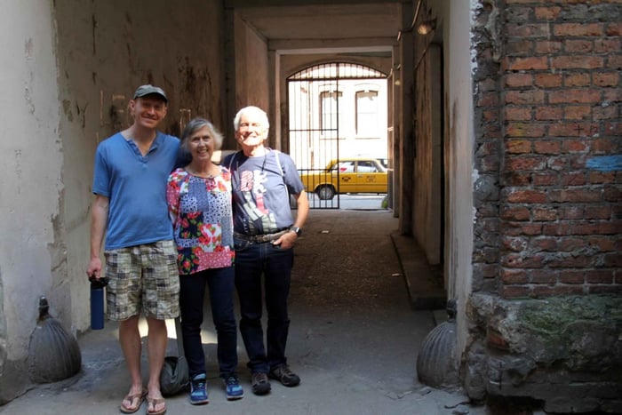 Tour privato del patrimonio ebraico di Varsavia in Fiat retrò