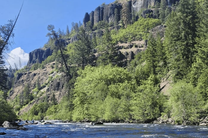 Fiume Klickitat: Rafting e campeggio