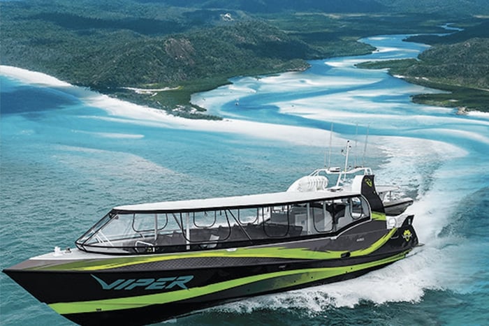 Airlie Beach: Great Barrier Reef & Whitehaven Beach Tour