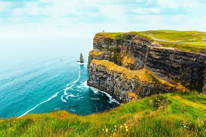 De Dublin: Cliffs of Moher, Burren e Galway City Tour