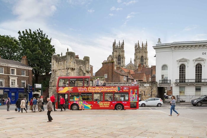 York: Wycieczka autobusowa hop-on hop-off City Sightseeing York.