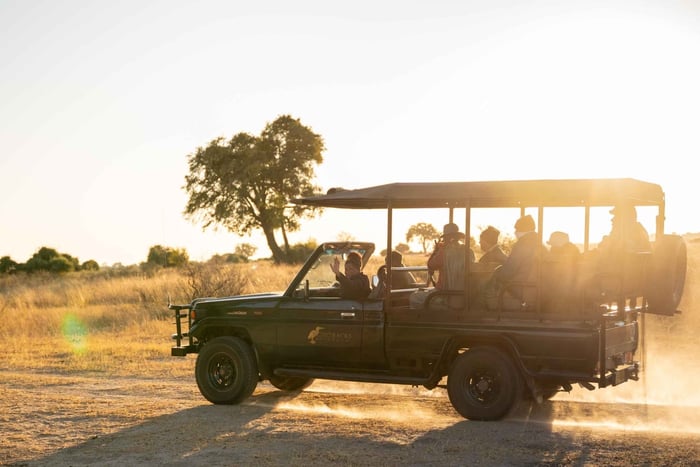 Vanaf Victoria Falls: safari en neushoornwandeling