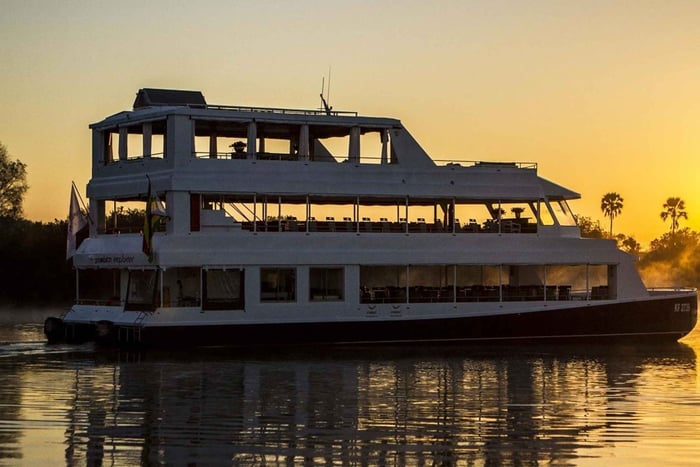 Livingstone: Zambezi River Sunrise Cruise with Guide