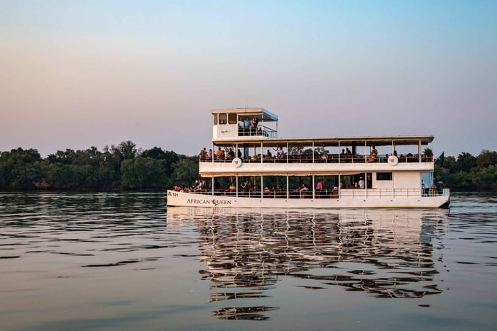 Livingstone: Sunset Cruise på Zambezi-floden