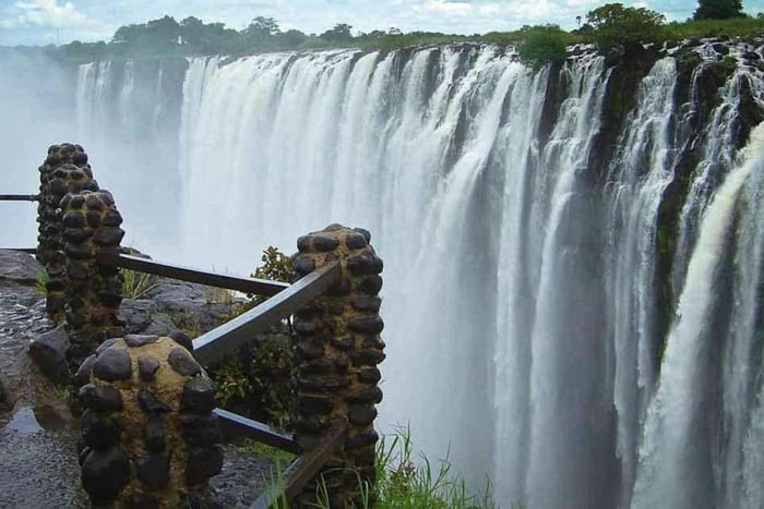 Victoria Watervallen Tour: Zimbabwe en Zambia van beide kanten