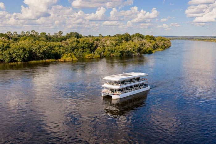 Victoria Falls: Zambezi Ark Prestige Sunset Cruise