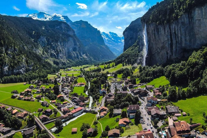 Basel: Privat tur til Pilatus-bjerget, Lauterbrunnen og Grindelwald