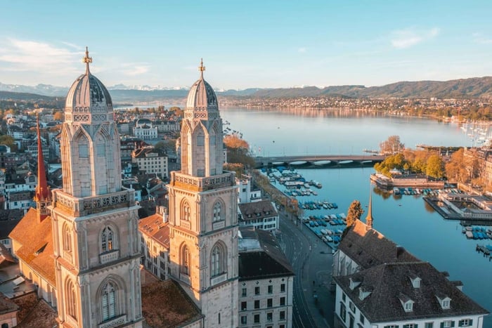 City Tour Lindt Home of Chocolate & Rheinfall