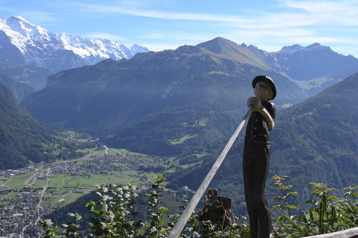 From Basel: Alps, Waterfalls and Lakes Private Car Tour