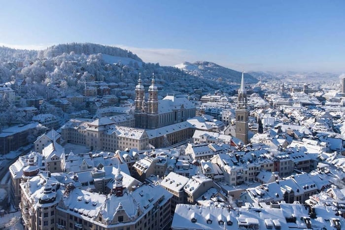From Zurich: Mt. Säntis, St. Gallen Old Town, UNESCO Library
