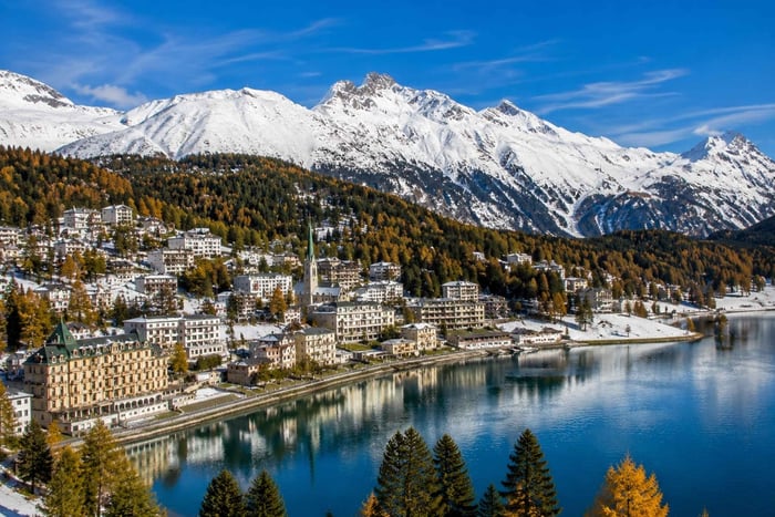 De Zurique: Viagem Particular de um Dia a St. Moritz e Davos