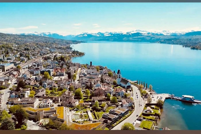 Private Car Tour – Discover Zurich’s Beauty in Comfort