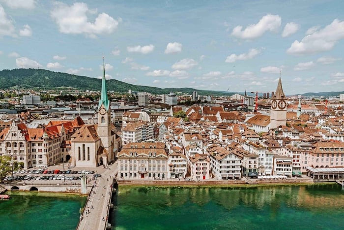 Zurich 2 Hour City Tour with Alpine Views & Lake Cruise
