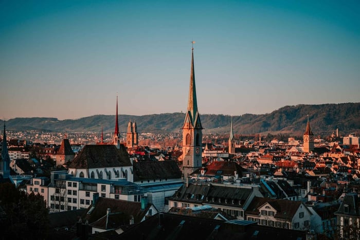 Zurich: Guided Half-day Private Uetliberg Mountain Hike