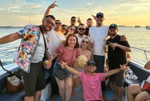 2 tunnin retki Cartagenassa Auringonlaskunäkymä juhlaveneessä