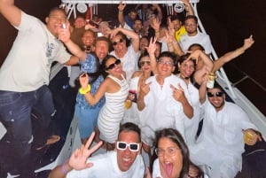 2 tunnin retki Cartagenassa Auringonlaskunäkymä juhlaveneessä